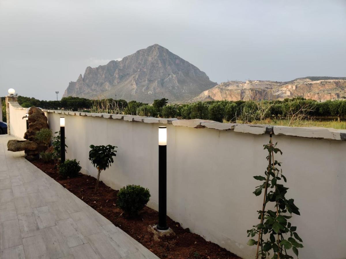 Dove Sorge Il Sole Bed and Breakfast Custonaci Buitenkant foto